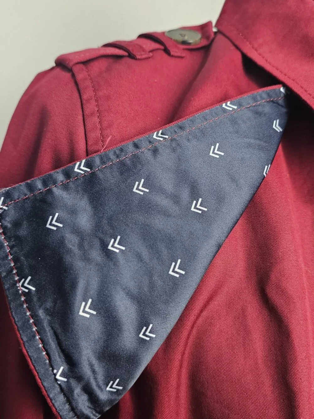 Banana Republic double-breasted short Military trench Jacket Burgundy Size S